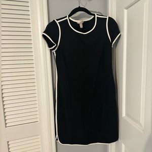 Black short sleeve dress